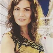 Insegnante Yoga offre corsi Yoga in grazioso studio del centro di Torino